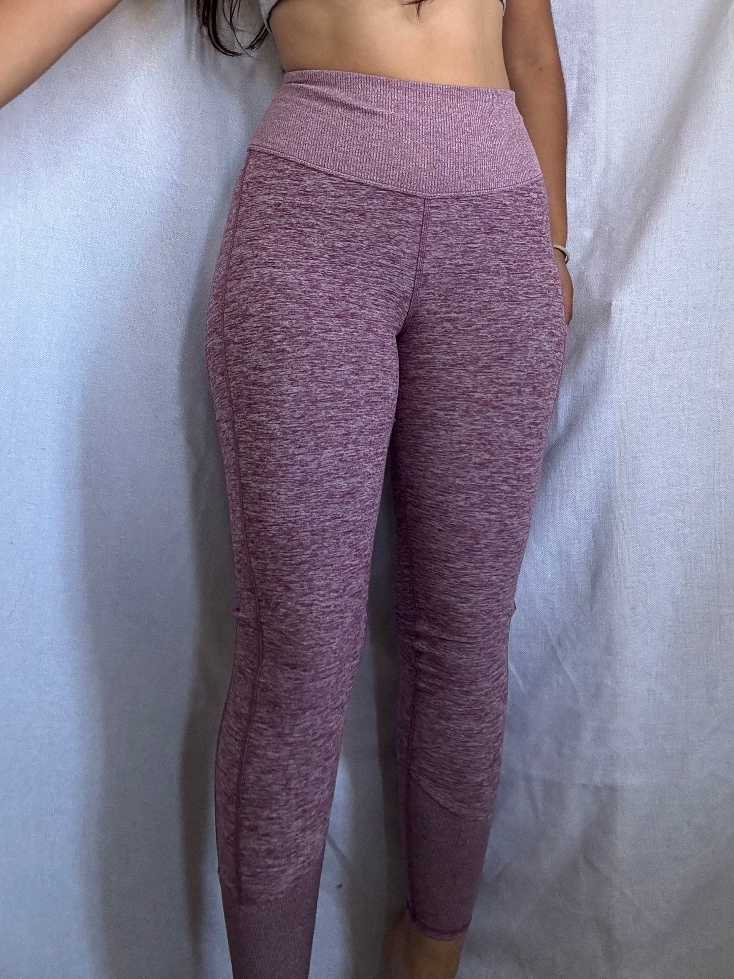 Alo Yoga High- Waist Alosoft Lounge Leggings