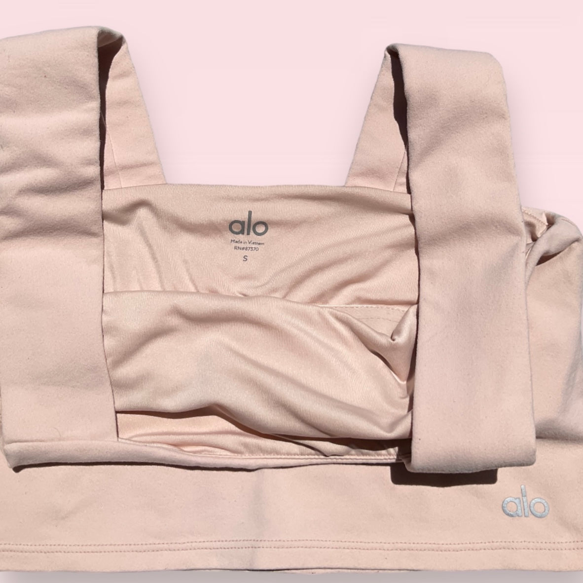 Alo Yoga Bind Fitted Bra Top