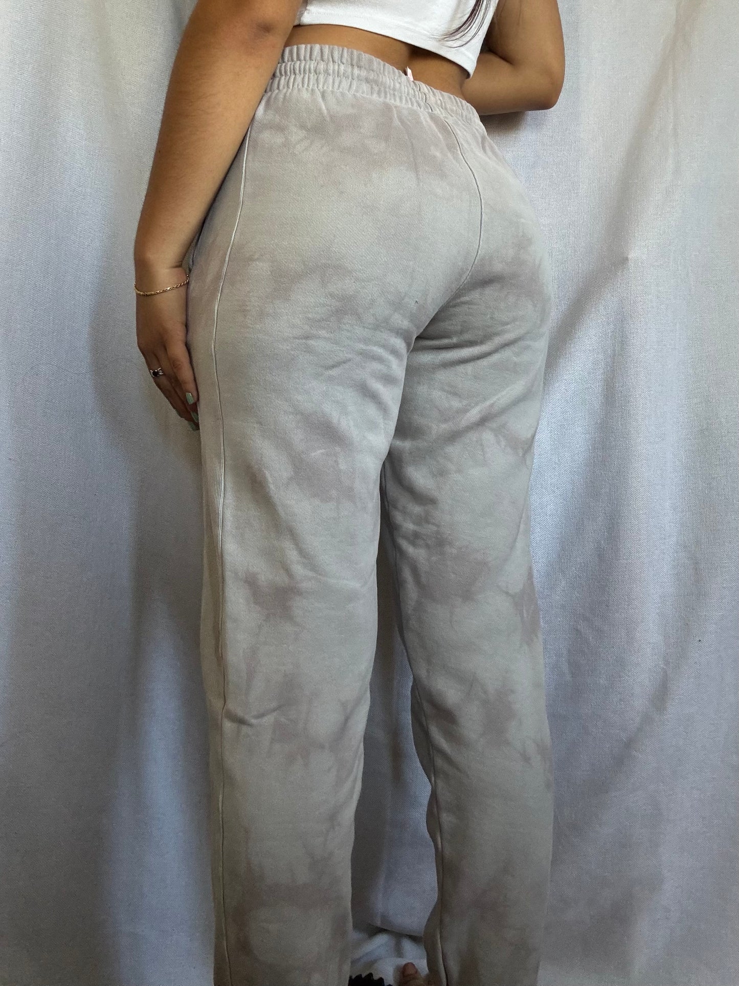 Aritzia Acid- Washed Sweatpants